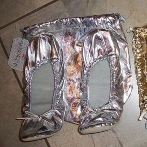 Xhilaration SILVER Folding Ballet Slipper AND Bag